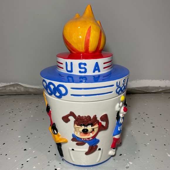 Warner Bros. Other - Vintage 1996 USA Olympics Looney Tunes Cookie Jar Warmer Bros. LIKE NEW